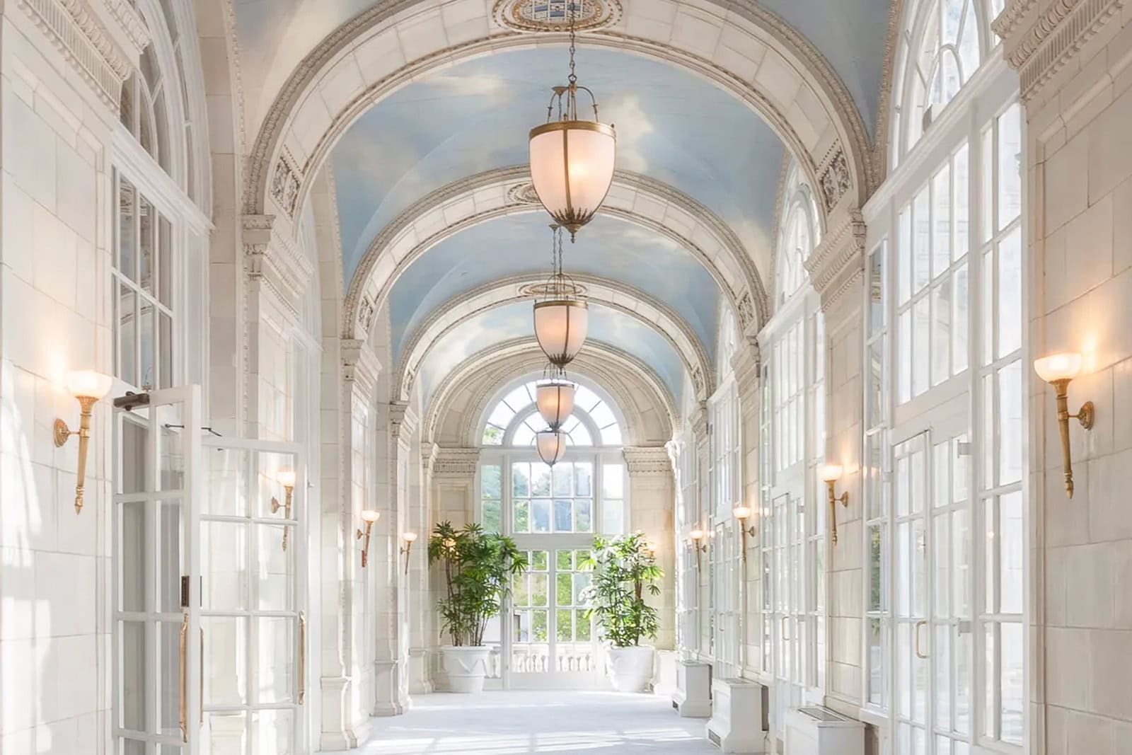 hermitage hotel, one of the most beautiful hotels in the world, in nashville, tennessee