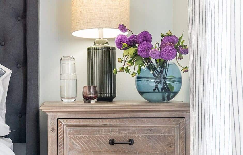 purple-flowers-bedside-table-nightstand-lamp