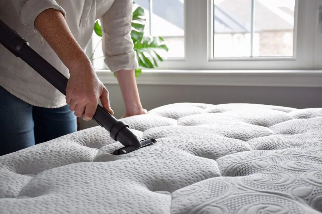 how to clean a mattress