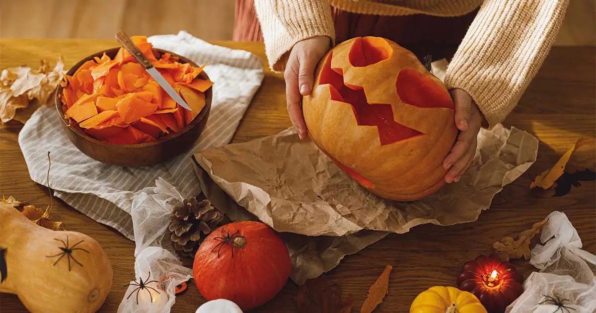 how to carve a pumpkin