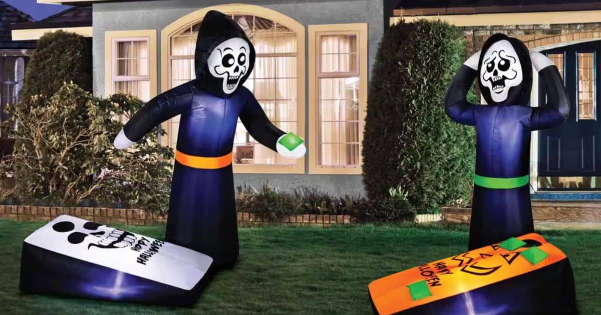 15 Best Halloween Inflatables for Your Front Yard