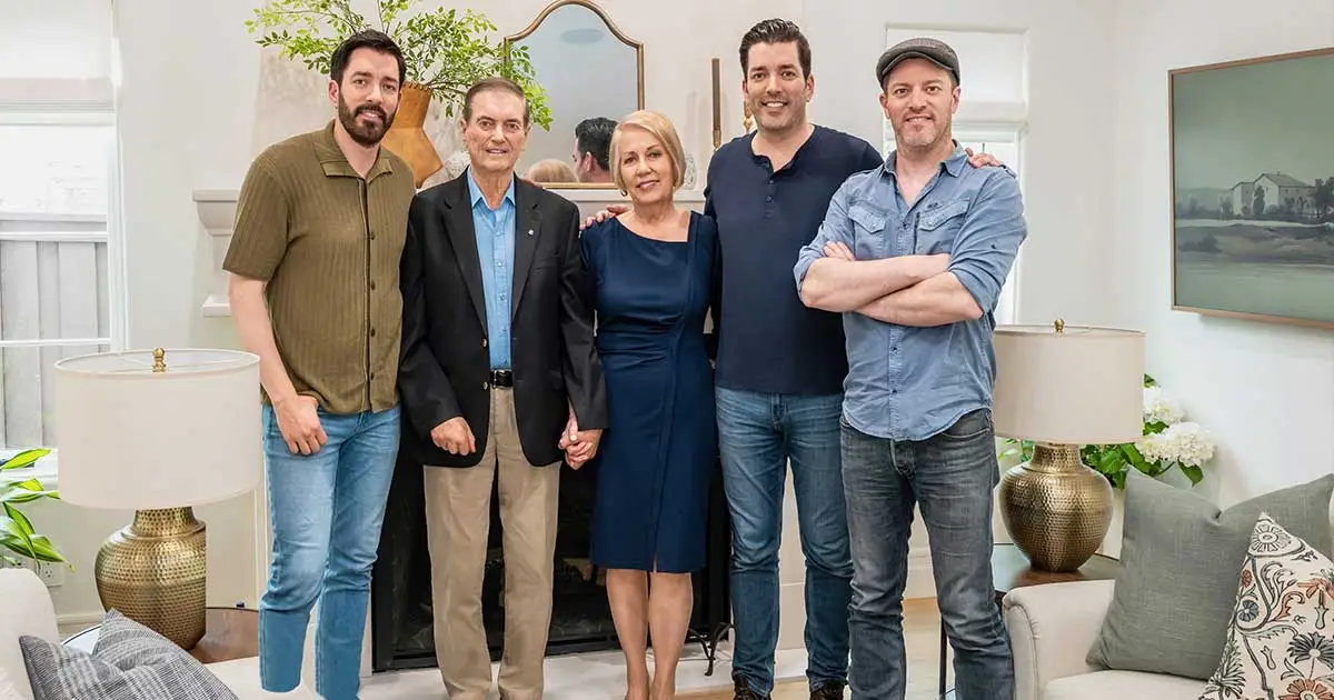 Get a Sneak Peek at Drew and Jonathan’s Parents’ House Makeover and Their New Issue of HGTV Magazine