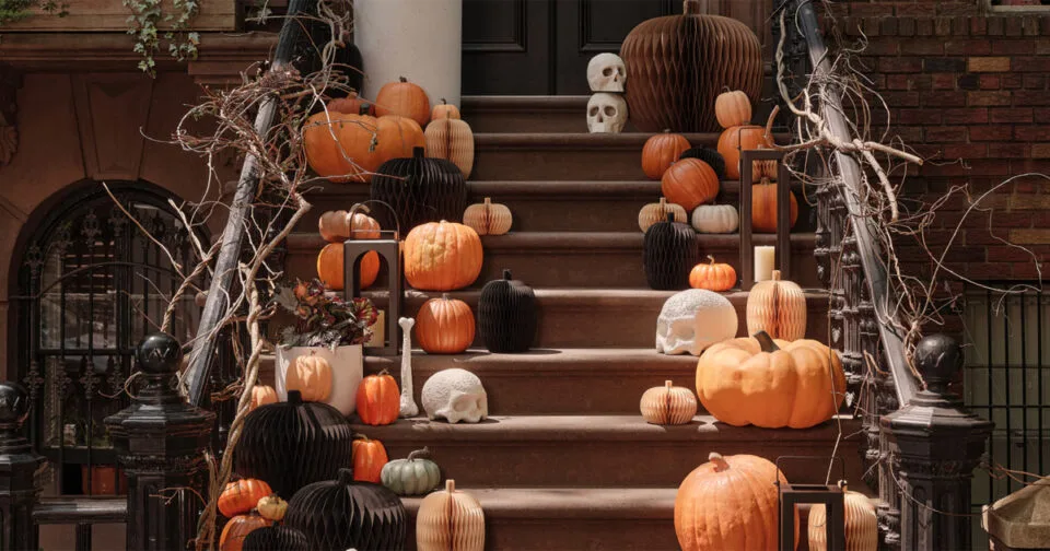 halloween decorating styles