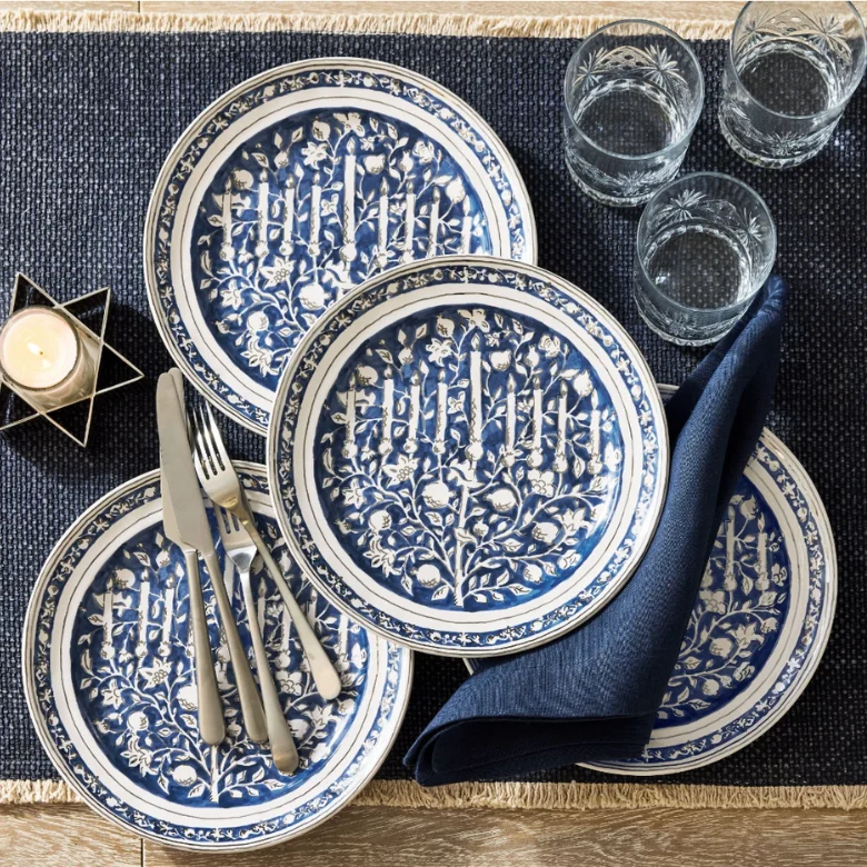 Hanukkah plates